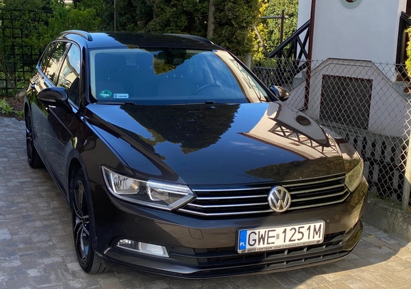 Volkswagen Passat cena 39999 przebieg: 320000, rok produkcji 2015 z Wejherowo małe 301